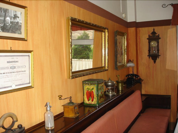 Imagen de los interiores del Hotel Tisza Alfa. Foto 15