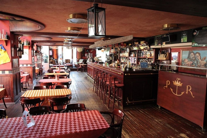 Imagen del bar/restaurante del Hotel Tisza. Foto 3