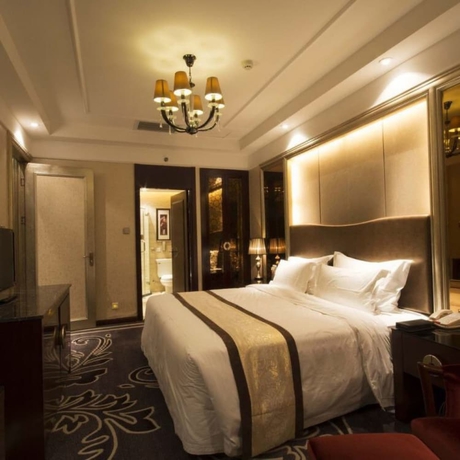 Imagen de la habitación del Hotel Titan Central Park. Foto 3