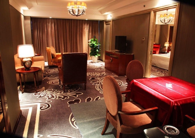 Imagen de la habitación del Hotel Titan Central Park. Foto 8