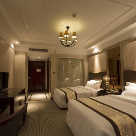 Imagen de la habitación del Hotel Titan Central Park. Foto 11