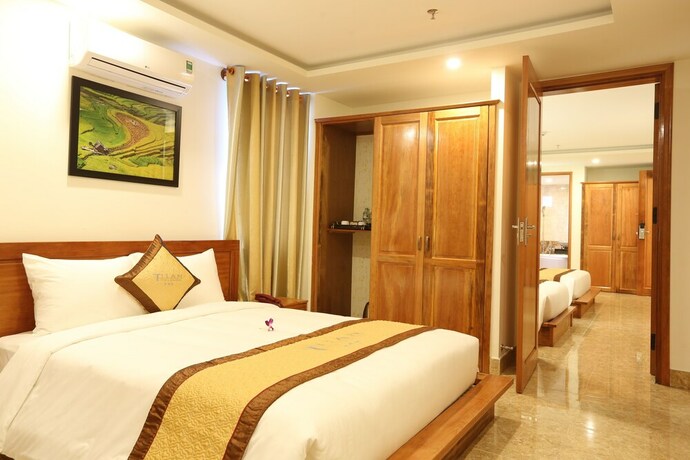 Imagen de la habitación del Hotel Titan. Foto 14