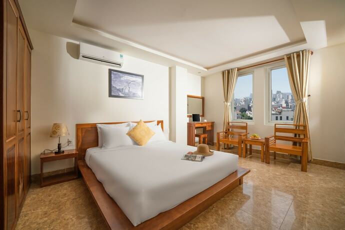 Imagen de la habitación del Hotel Titan. Foto 19