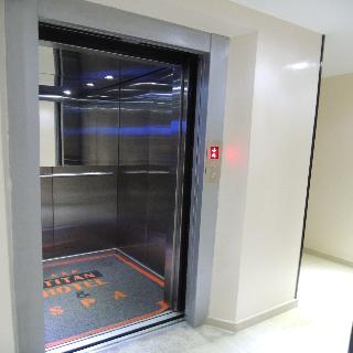 Imagen general del Hotel Titan and Spa. Foto 2