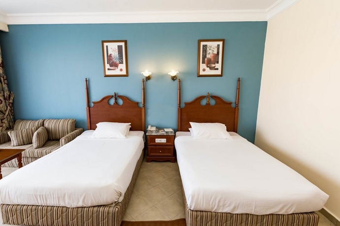 Imagen general del Hotel Titanic Beach Spa and Aqua Park. Foto 6