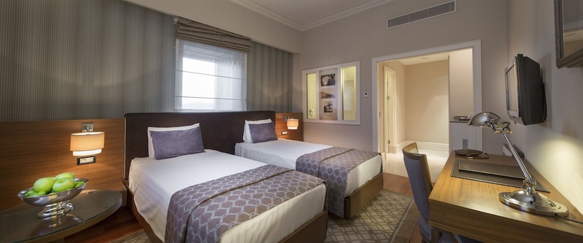 Imagen de la habitación del Hotel Titanic Business Kartal. Foto 6