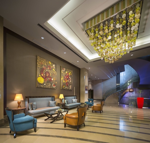 Imagen de los interiores del Hotel Titanic Business Kartal. Foto 16