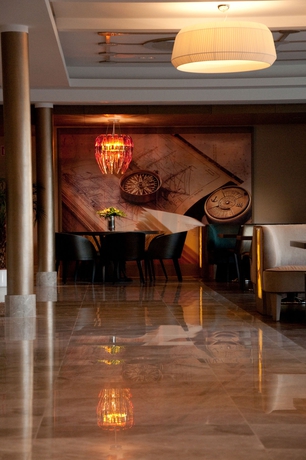 Imagen del bar/restaurante del Hotel Titanic Comfort Berlin Mitte. Foto 4