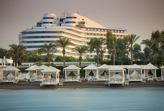 Imagen de los exteriores del Hotel Titanic Deluxe Lara. Foto 5