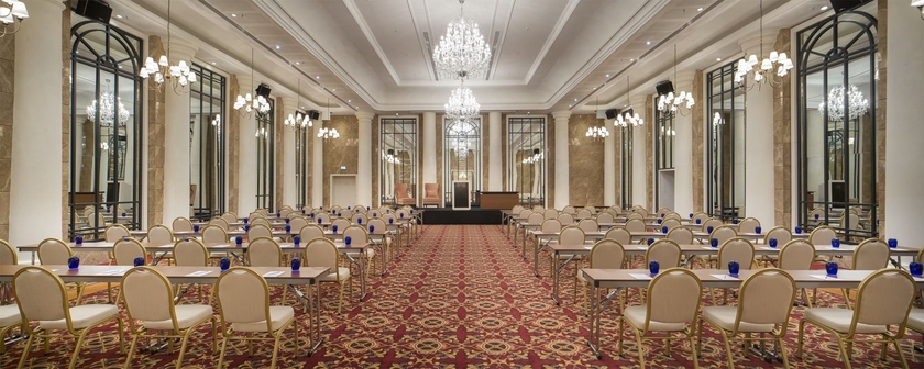 Imagen de los interiores del Hotel Titanic Gendarmenmarkt Berlin. Foto 12