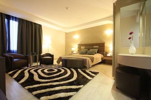 Imagen de la habitación del Hotel Titanic Hotel & Spa. Foto 3