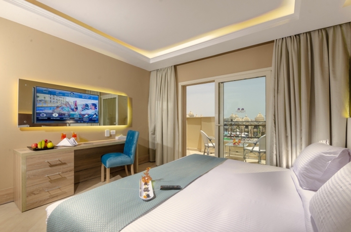 Imagen general del Hotel Titanic Royal-Families and Couples only. Foto 10