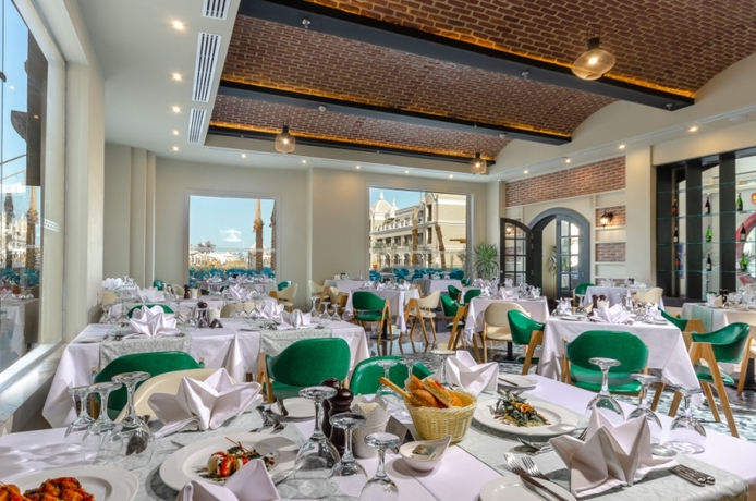 Imagen general del Hotel Titanic Royal-Families and Couples only. Foto 13