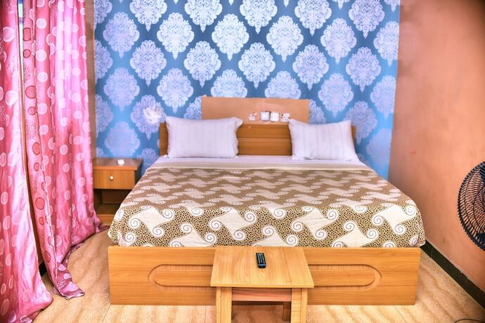 Imagen de la habitación del Hotel Titanium And Resorts. Foto 11