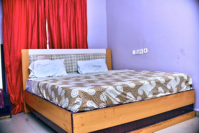 Imagen de la habitación del Hotel Titanium And Resorts. Foto 20