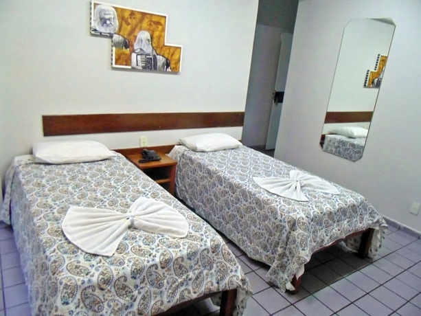 Imagen de la habitación del Hotel Titao Plaza. Foto 11
