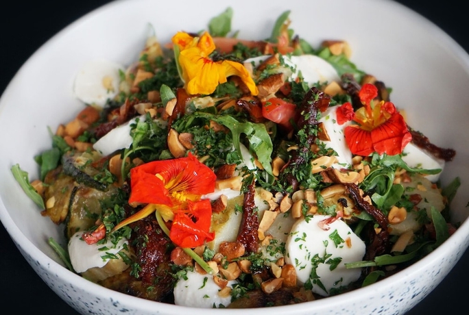 Imagen del bar/restaurante del Hotel Titik Dua Ubud. Foto 8