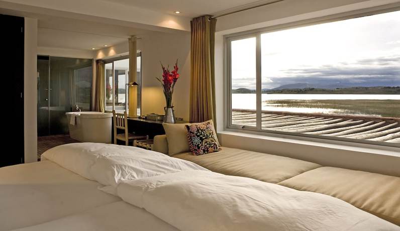 Imagen de la habitación del Hotel Titilaka. Foto 5