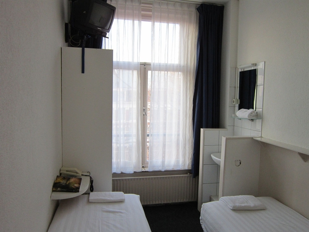 Imagen de la habitación del Hotel Titus. Foto 5