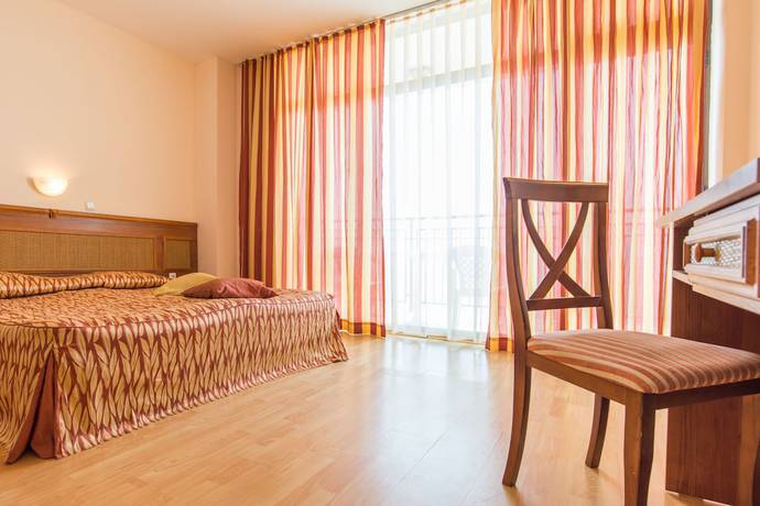 Imagen de la habitación del Hotel Tiva Del Mar Beach. Foto 11
