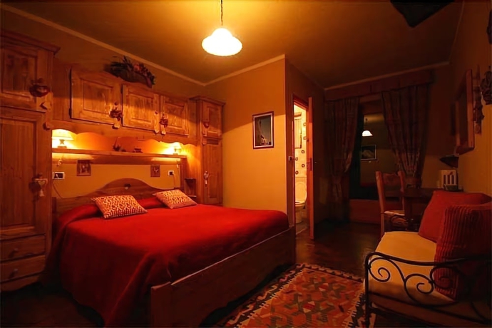 Imagen de la habitación del Hotel Tivet. Foto 4