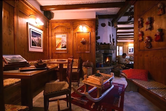 Imagen de la habitación del Hotel Tivet. Foto 18