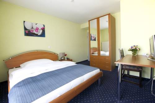 Imagen de la habitación del Hotel Tivoli, Altstetten . Foto 14