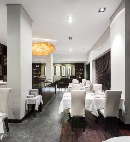 Imagen del bar/restaurante del Hotel Tivoli Beira. Foto 3