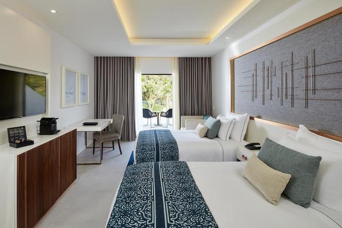 Imagen de la habitación del Hotel Tivoli Carvoeiro Algarve Resort. Foto 7