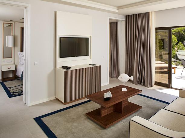 Imagen de la habitación del Hotel Tivoli Carvoeiro Algarve Resort. Foto 11