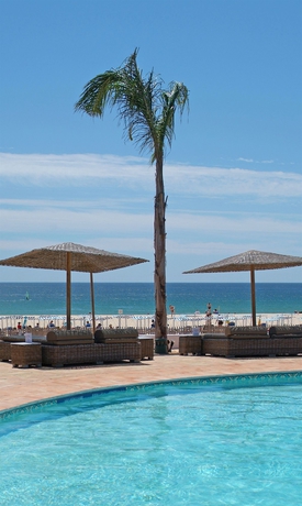 Imagen de la piscina del Hotel Tivoli Lagos Algarve Resort. Foto 15