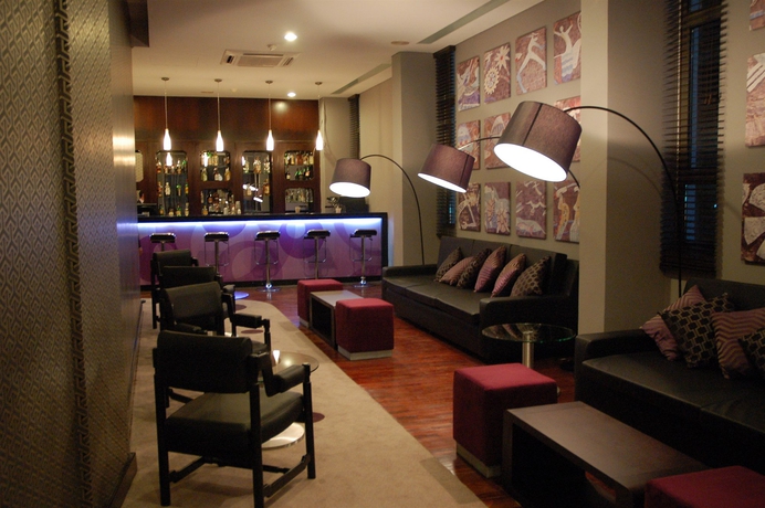 Imagen del bar/restaurante del Hotel Tivoli Maputo. Foto 2