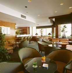 Imagen de los interiores del Hotel Tivoli Porto. Foto 3