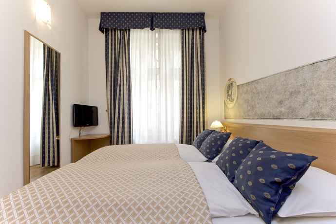 Imagen de la habitación del Hotel Tivoli Prague. Foto 9