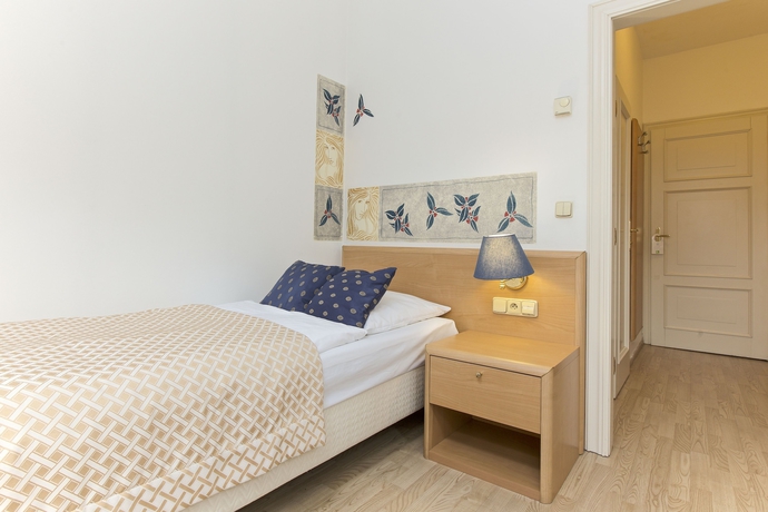 Imagen de la habitación del Hotel Tivoli Prague. Foto 11