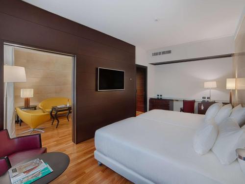 Imagen de la habitación del Hotel Tivoli President Milano. Foto 10