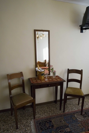 Imagen de la habitación del Hotel Tivoli, Venecia. Foto 13