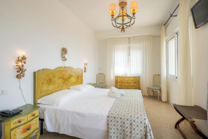 Imagen de la habitación del Hotel Tizian Beach. Foto 6