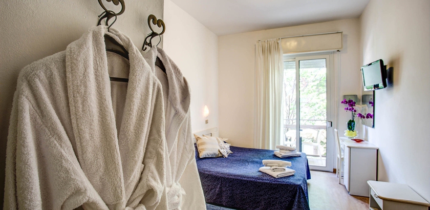 Imagen de la habitación del Hotel Tiziana, Rimini. Foto 6