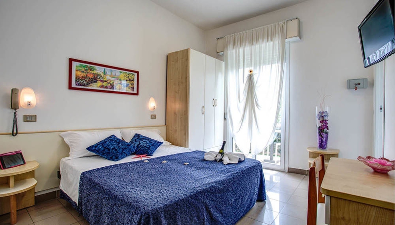 Imagen de la habitación del Hotel Tiziana, Rimini. Foto 8