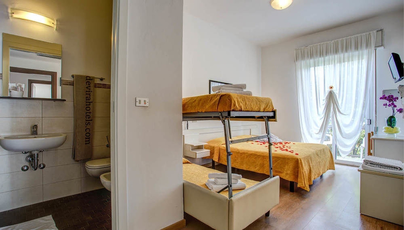 Imagen de la habitación del Hotel Tiziana, Rimini. Foto 9