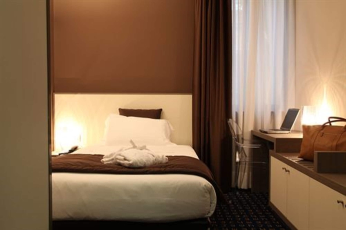 Imagen de la habitación del Hotel Tiziano, Milán. Foto 3