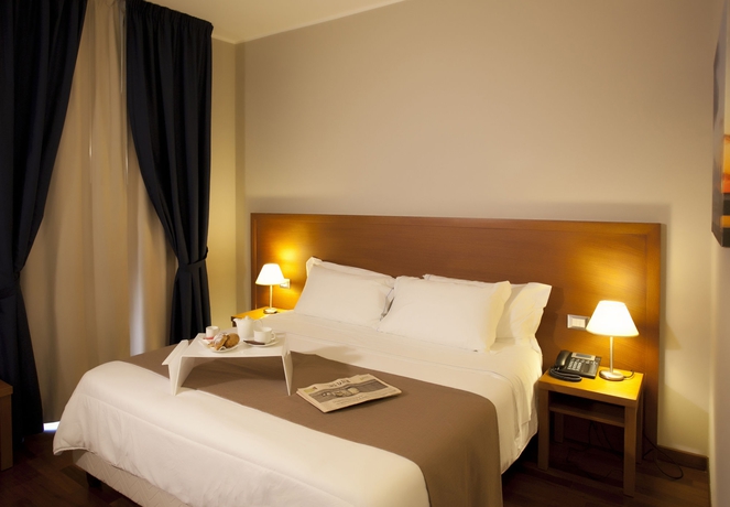 Imagen de la habitación del Hotel Tiziano, Trapani. Foto 4