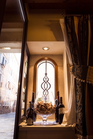 Imagen de los interiores del Hotel Tiziano, Venecia. Foto 10