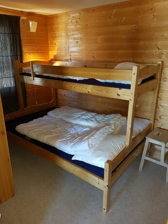 Imagen de la habitación del Hotel Tjeldsundbrua Camping. Foto 13
