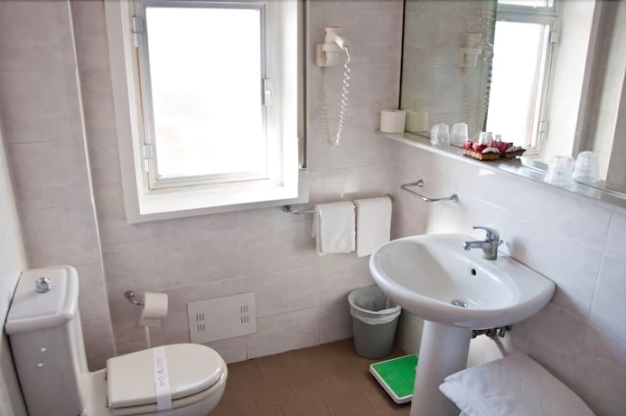 Imagen de la habitación del Hotel Tk. Foto 15