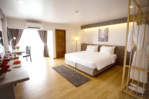 Imagen de la habitación del Hotel Tk Palace and Convention. Foto 15