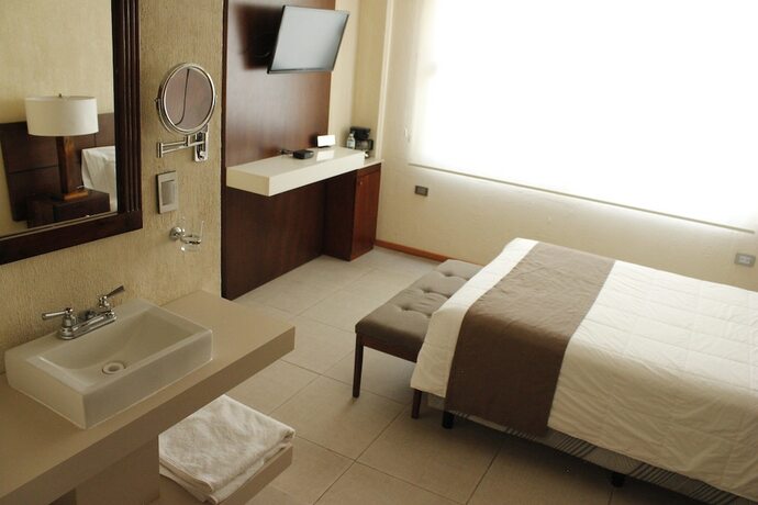 Imagen de la habitación del Hotel Tlaxcala. Foto 17