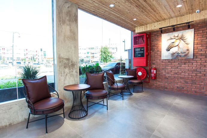 Imagen de los interiores del Hotel Tlj. Foto 18