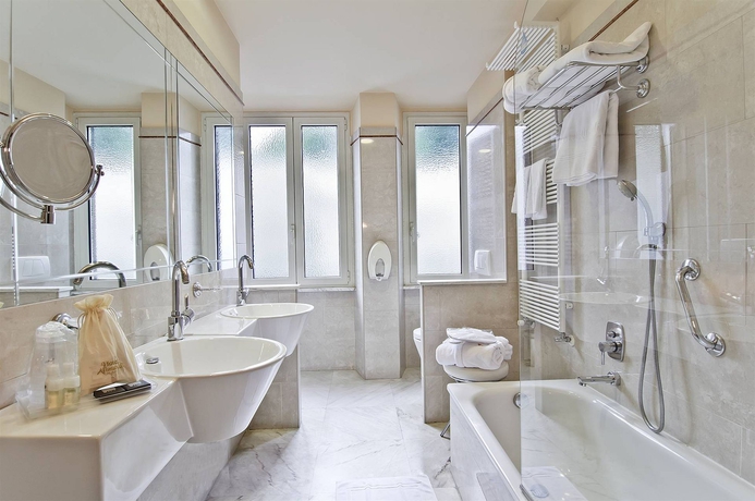 Imagen de la habitación del Hotel Tmark Vaticano. Foto 11